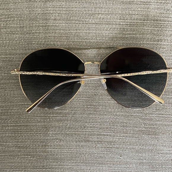 NWOT GIVENCHY oval oversized aviators - Picture 7 of 10
